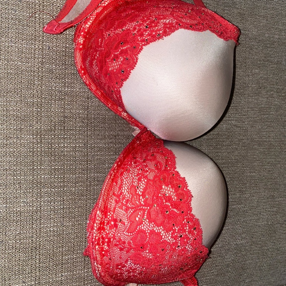 Victoria Secret Push up bra